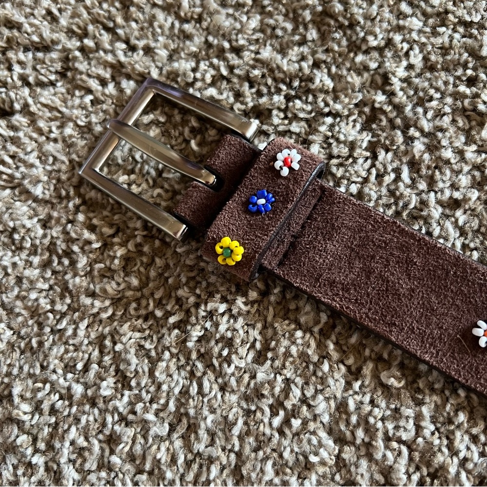 Brown Leather Floral Beaded Belt - Picture 6 of 7